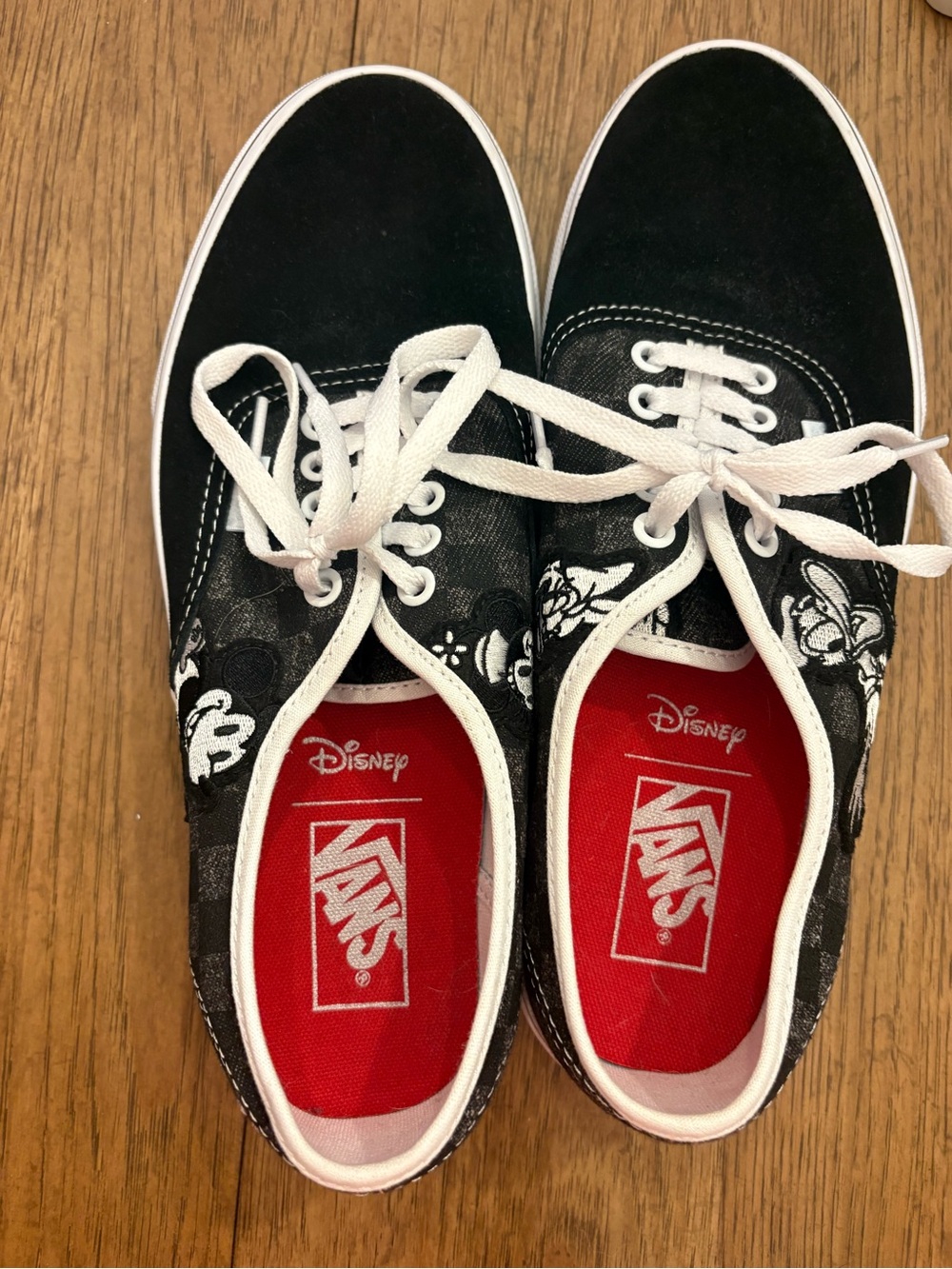 Vans Disney x 100 Black and White Canvas Low-Top Lace-Up Sneakers - Picture 4 of 8